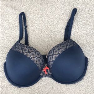 Victoria’s Secret bra